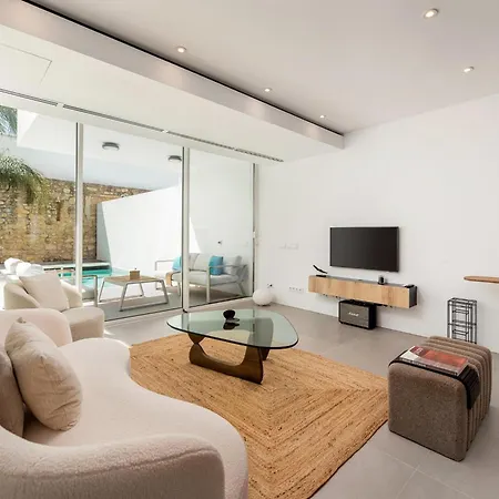 Luxury Villa, Sea View And Pool, #2026 *