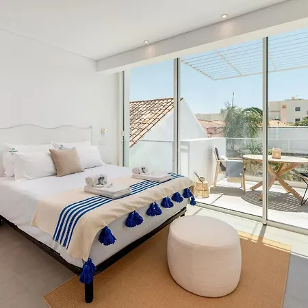 Luxury Villa, Sea View And Pool, #2026 * لاغوس