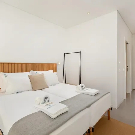 بيت للعطل Luxury Villa, Sea View And Pool, #2026 *